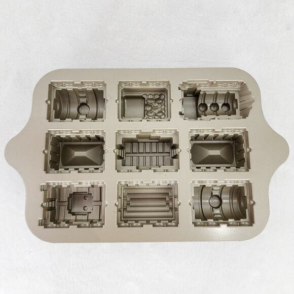 Nordic Ware Train Cake Pan Williams Sonoma Gold. 5 Cups. Made in the USA EUC - Picture 5 of 11